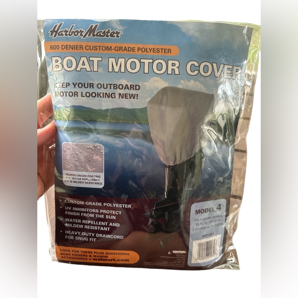 Harbor Master Outboard Boat Motor Cover Model 4 Fits 4 & 2 Stroke Motors NWT